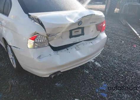 2010 BMW 328 Xi из США, поврежденный, VIN WBAPK7C55AA46155